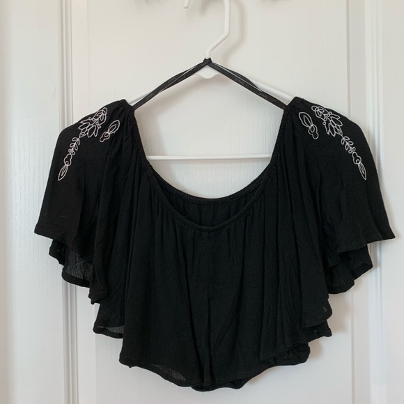 Black Crop Top - Picture 2 of 2